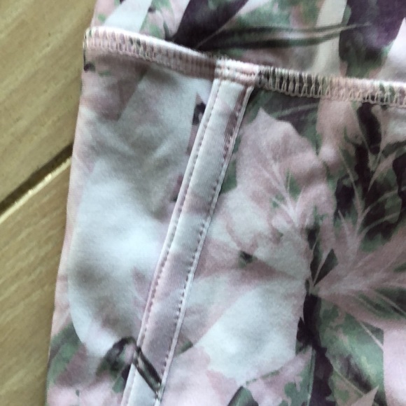 NWT Kyodan print high waist leggings - Picture 4 of 14